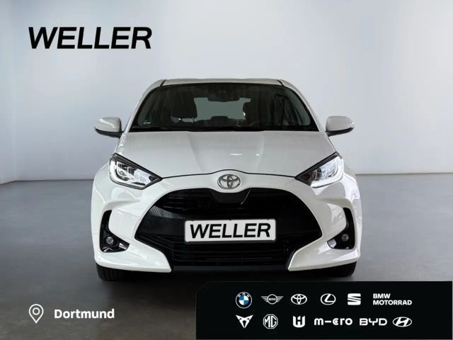 Toyota Yaris Hatchback Hybride Team D