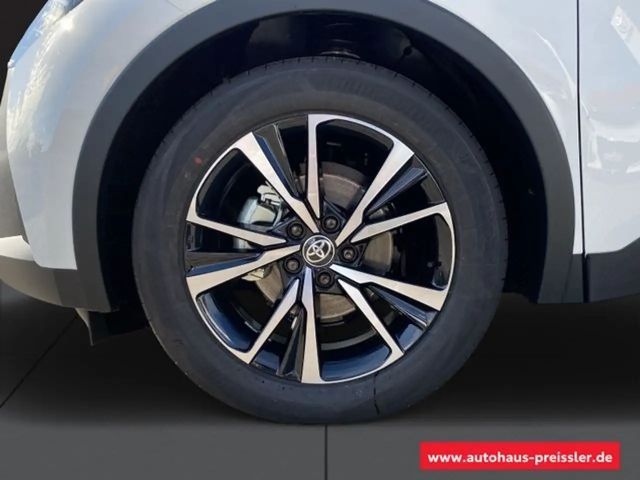 Toyota C-HR Hybride Team D Technik