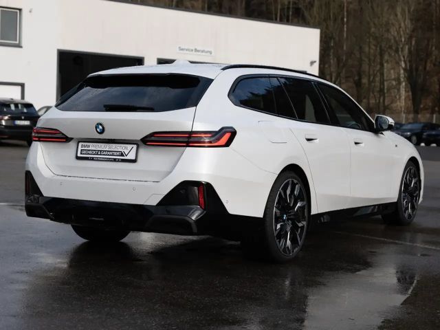 BMW 520 520d M-Sport Touring