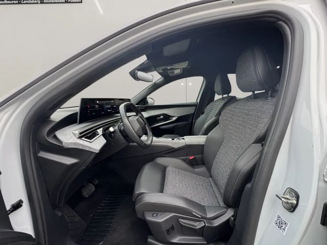 Peugeot 3008 1.2 145 e-DSC6 ACC+LED+Navi+SHZ+Winterp.