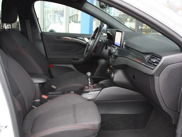 Ford Focus ST Line Wagon