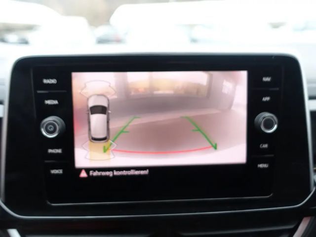 Volkswagen T-Roc 1.5 TSI DSG R-Line