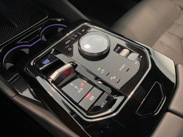 BMW i5 Sedan eDrive40