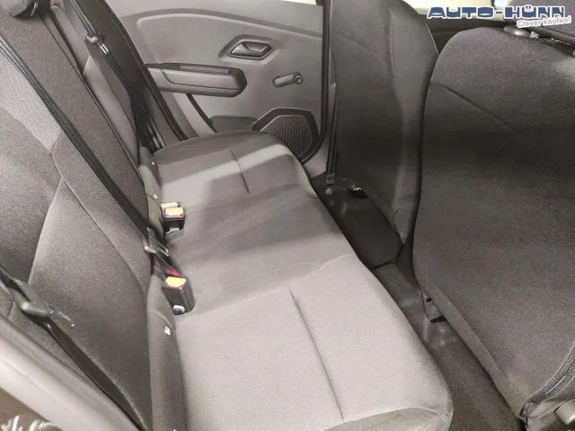 Dacia Sandero Essential TCe 90