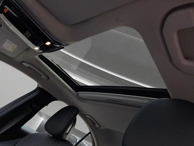 Mercedes-Benz C 220 C 220 d Sedan