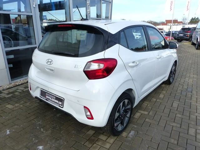 Hyundai i10 1.0 2WD Trend