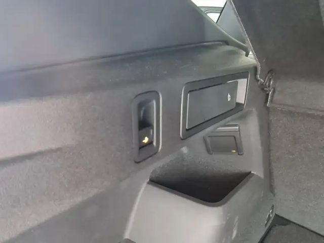 Volkswagen Tiguan 4Motion DSG R-Line