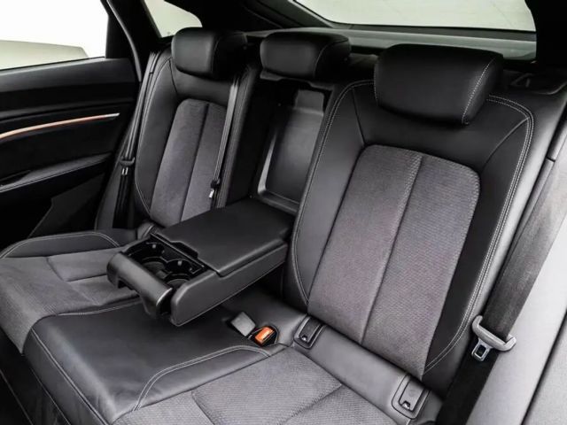 Audi e-tron 55 S-Line