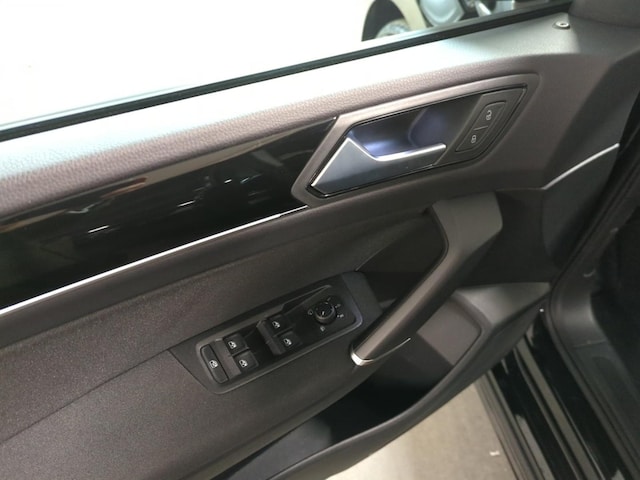 Volkswagen Touran 1.5 TSI DSG