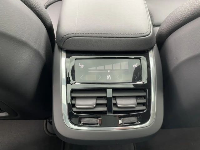 Volvo XC60 AWD Dark Ultimate