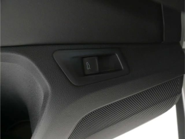 Volkswagen T-Roc 1.5 TSI R-Line Style