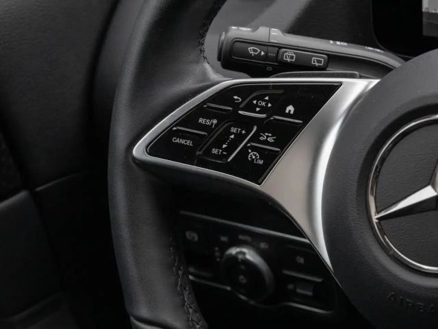 Mercedes-Benz GLA 180 Progressive