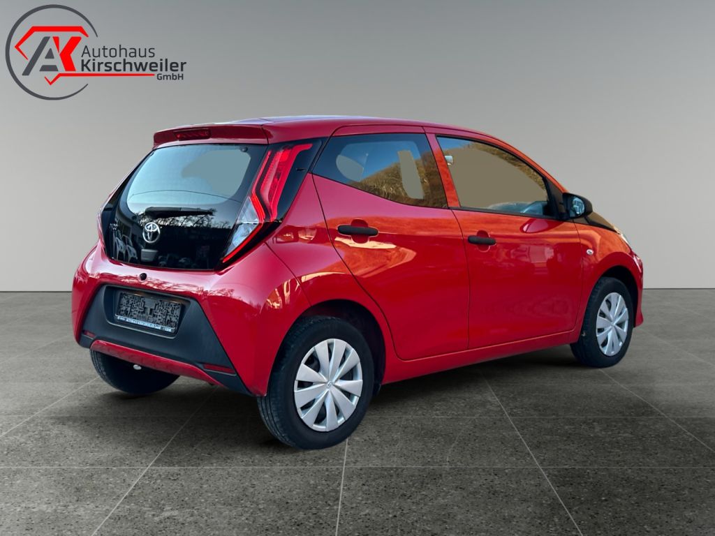 Toyota Aygo 5-deurs Business Plus