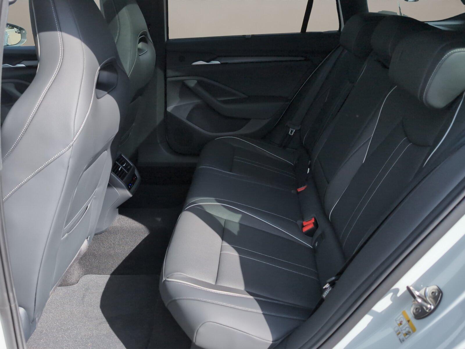 Skoda Superb 1.5 TSI Sportline iV