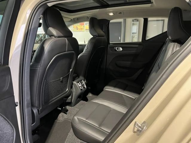 Volvo XC40 Dark Ultra