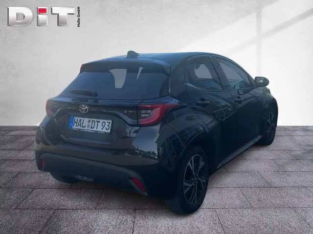 Toyota Yaris Hatchback Team D