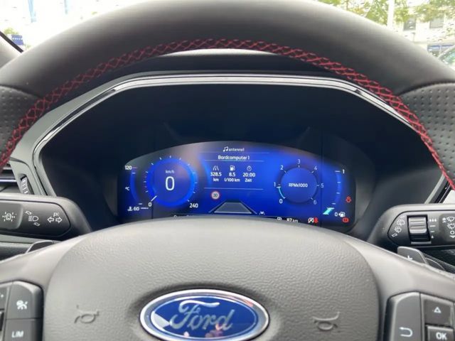 Ford Kuga ST Line
