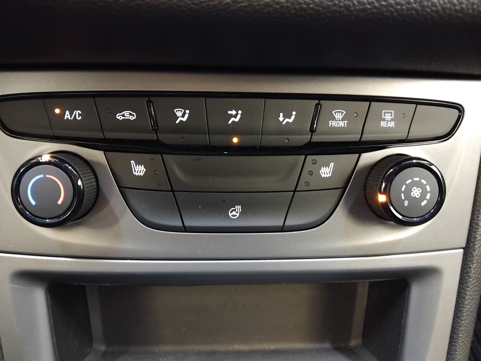 Opel Astra 1.2 Turbo Edition Turbo