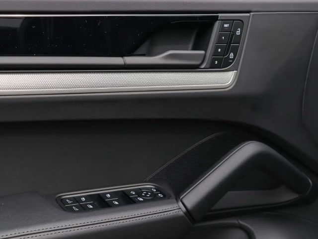 Porsche Cayenne BOSE Sportabgasanlage Luftfederung LED