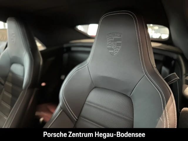 Porsche 992 4 Cabrio Carrera GTS