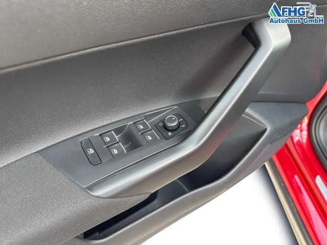 Volkswagen Taigo 1.0 TSI DSG Life Move