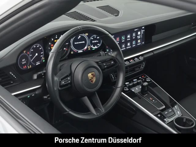 Porsche 992 4 Coupé Targa