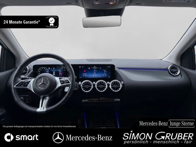 Mercedes-Benz B 200 Progressive Sedan