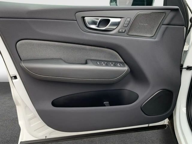 Volvo XC60 Dark Plus