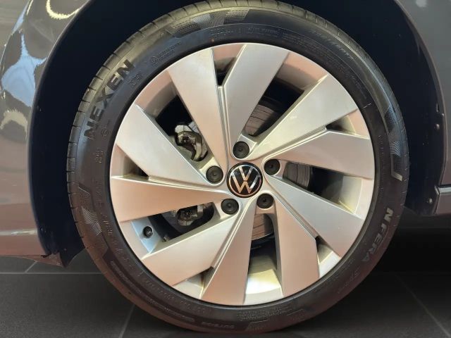 Volkswagen Golf DSG Style