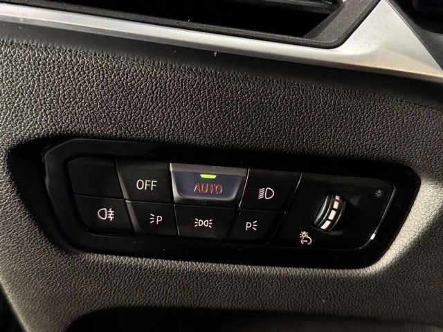 BMW 320 320d M-Sport Sedan