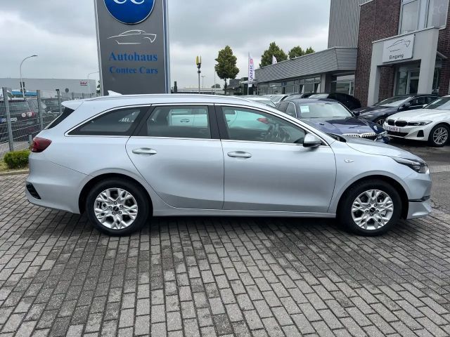 Kia Ceed CRDi Vision