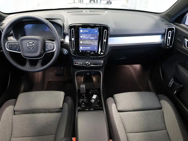 Volvo XC40 Dark Plus