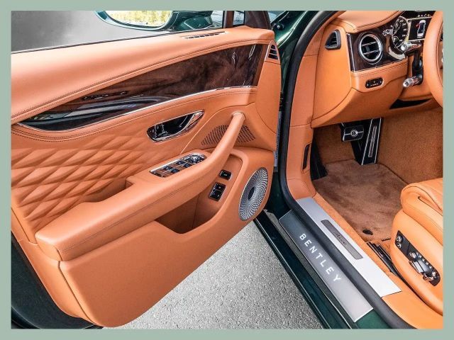 Bentley Flying Spur V8