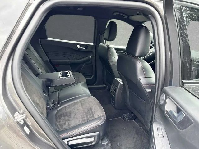 Ford Kuga Plug in Hybrid ST Line X