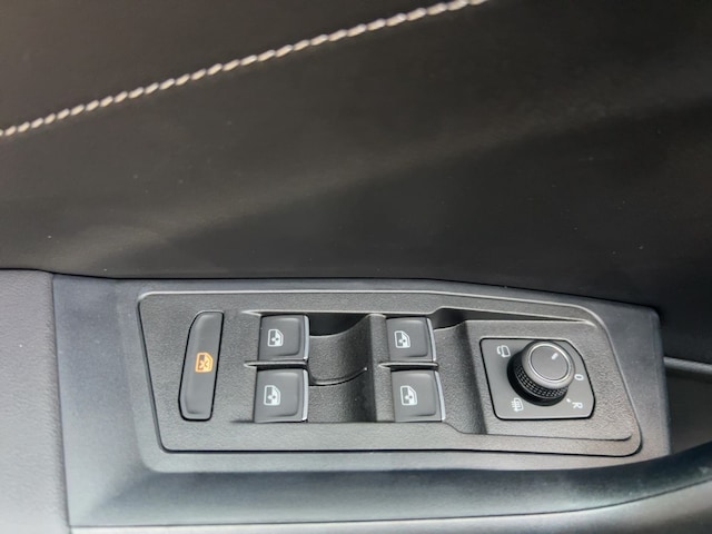 Volkswagen T-Roc 1.5 TSI DSG R-Line