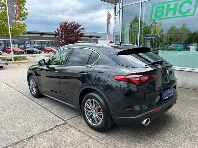 Alfa Romeo Stelvio Q4 Super