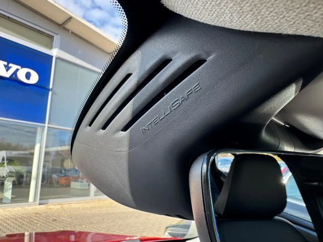 Volvo XC40 Dark Plus T5