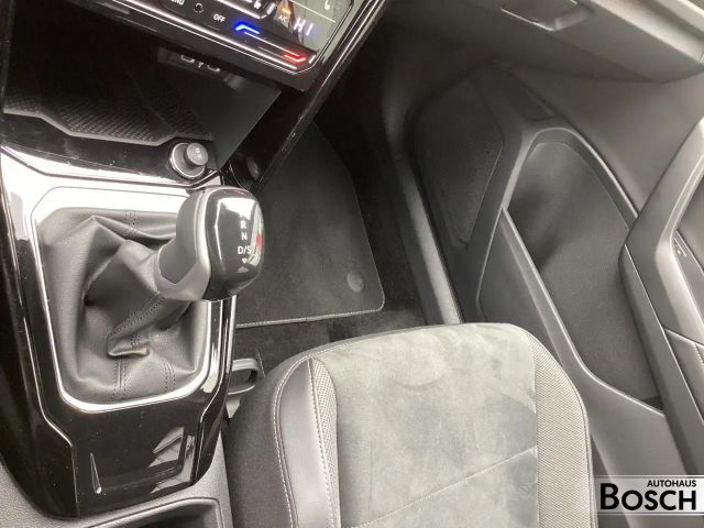 Volkswagen T-Roc 1.5 TSI DSG R-Line