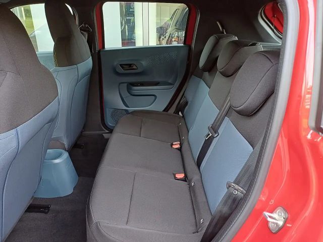 Fiat Grande Panda Hybrid mHEV 110 6-Gang eDCT Icon