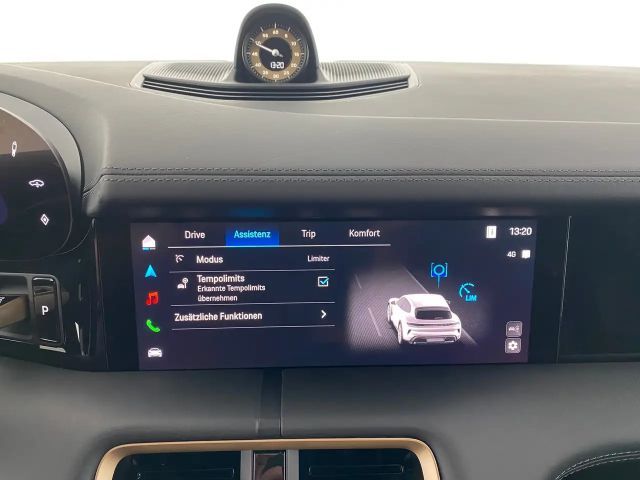 Porsche Taycan 4 Cross Turismo