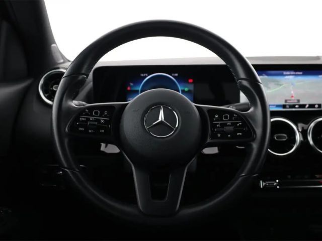 Mercedes-Benz GLA 180 GLA 180 d