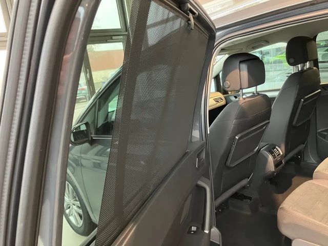 Volkswagen Touran DSG