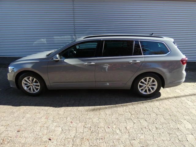 Volkswagen Passat 2.0 TDI Business DSG Variant