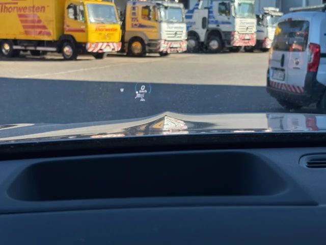 Mercedes-Benz EQB 300 4MATIC Electric Art