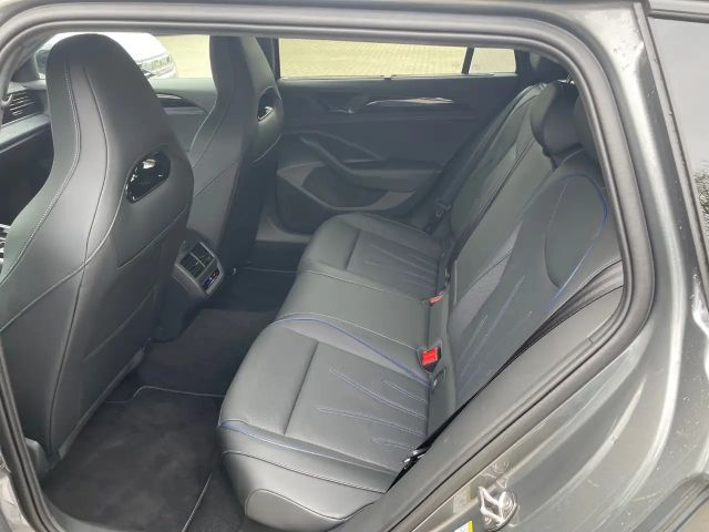 Volkswagen Passat 2.0 TDI 4Motion DSG R-Line