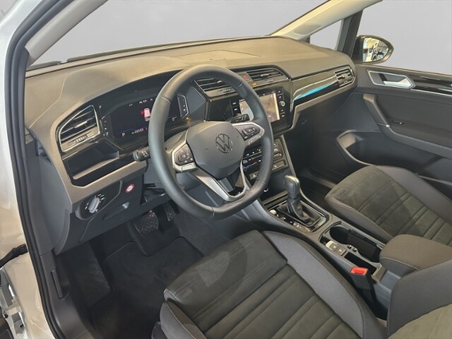 Volkswagen Touran 1.5 TSI DSG