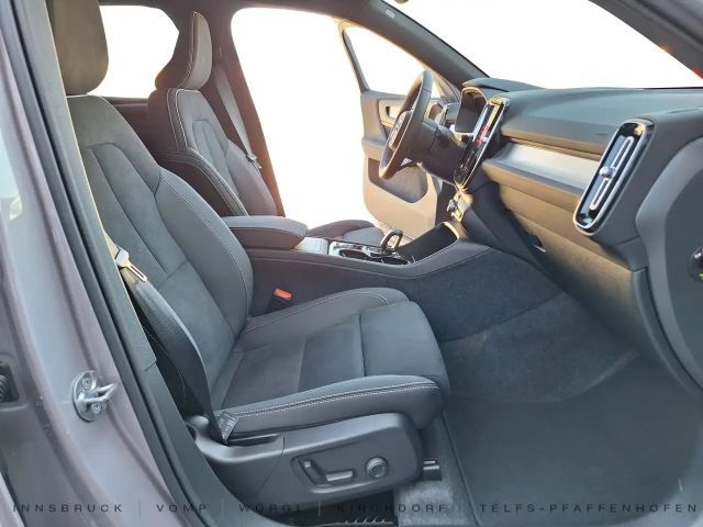 Volvo XC40 Dark Plus