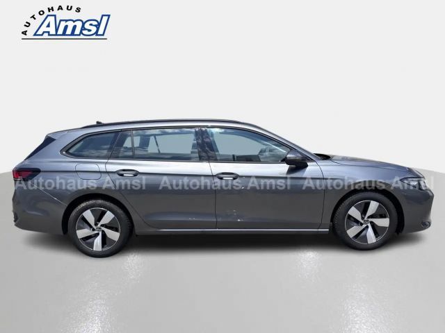 Volkswagen Passat 1.5 eTSI DSG Variant
