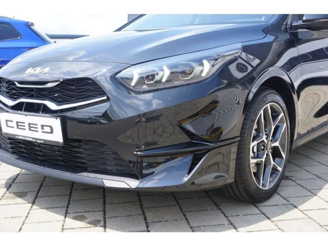 Kia Ceed 1.0T 100 Ultimate Edition Navi Kamera Indukt. 17''