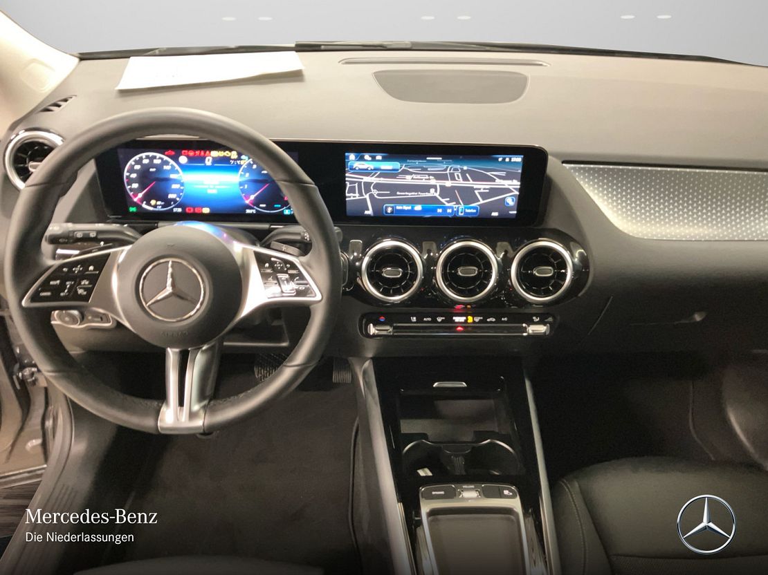 Mercedes-Benz GLA 180 Progressive